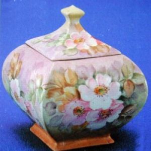 Pagoda Jar With Lid