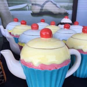 Cupcake Teapot