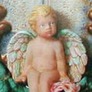 Cherub Shelf Sitter