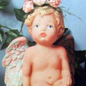 Shelf Cherub Medium