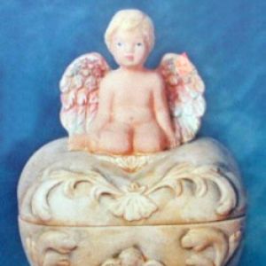 Heart Box With Cherub