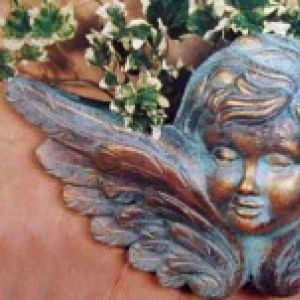 Cherub Head Planter Right