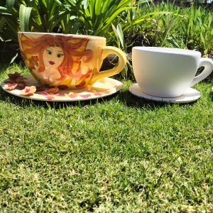 Cup Planter Medium & Saucer