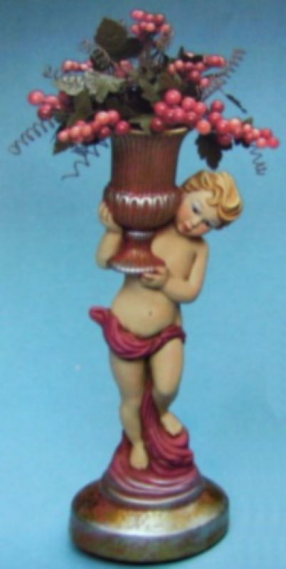 Cherub W/Vase