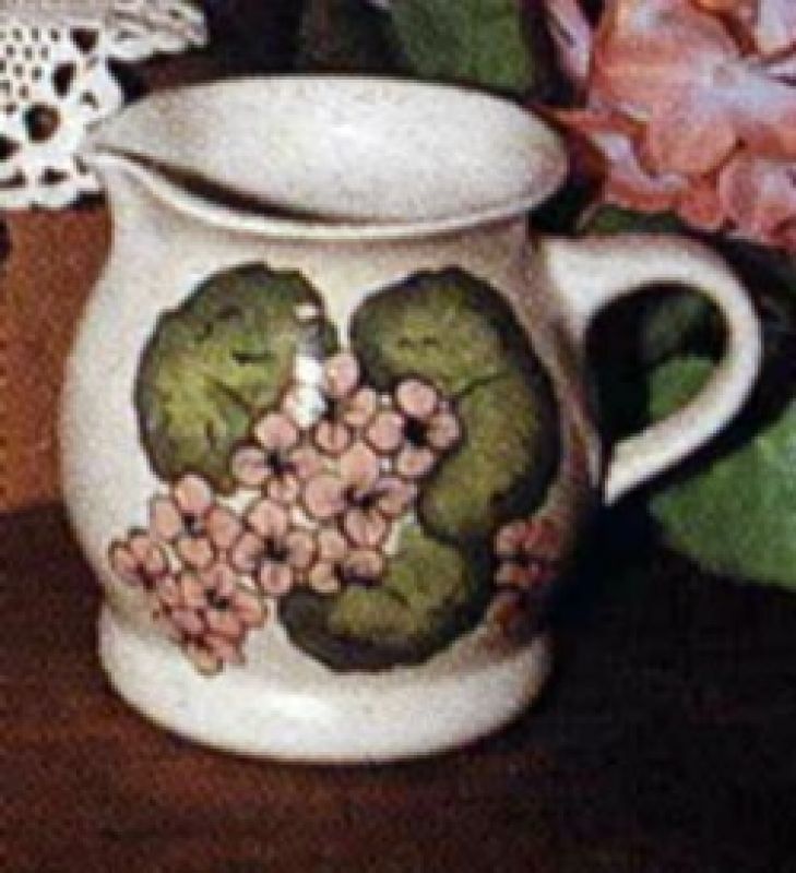 Traditional Creamer