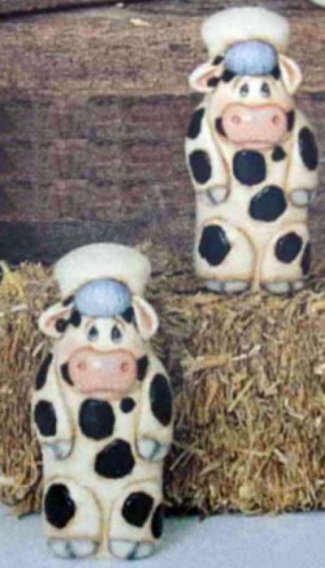 Cow Salt & Pepper Shakers Set
