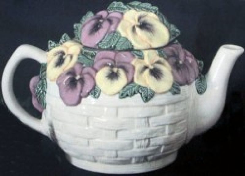 Pansy Teapot