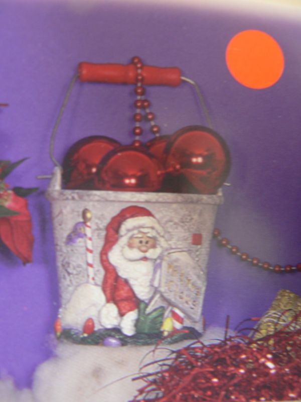 Santa Pail Large