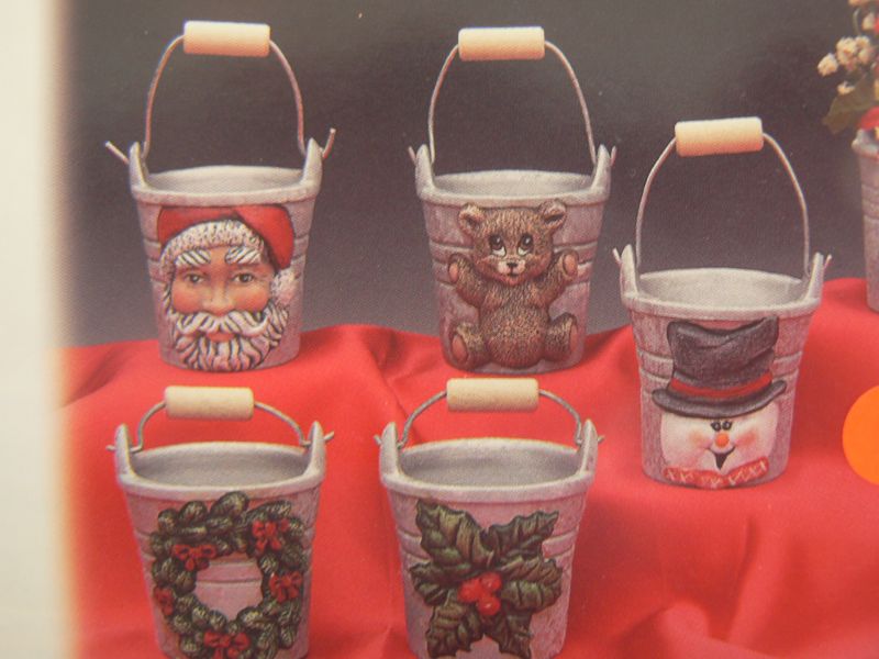Wreath Pail Small (1 only)