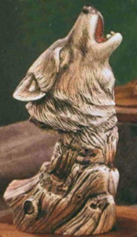 Driftwood Wolf
