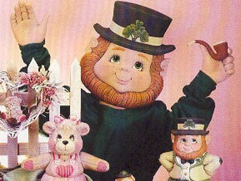 Stuff Shelf Leprechaun