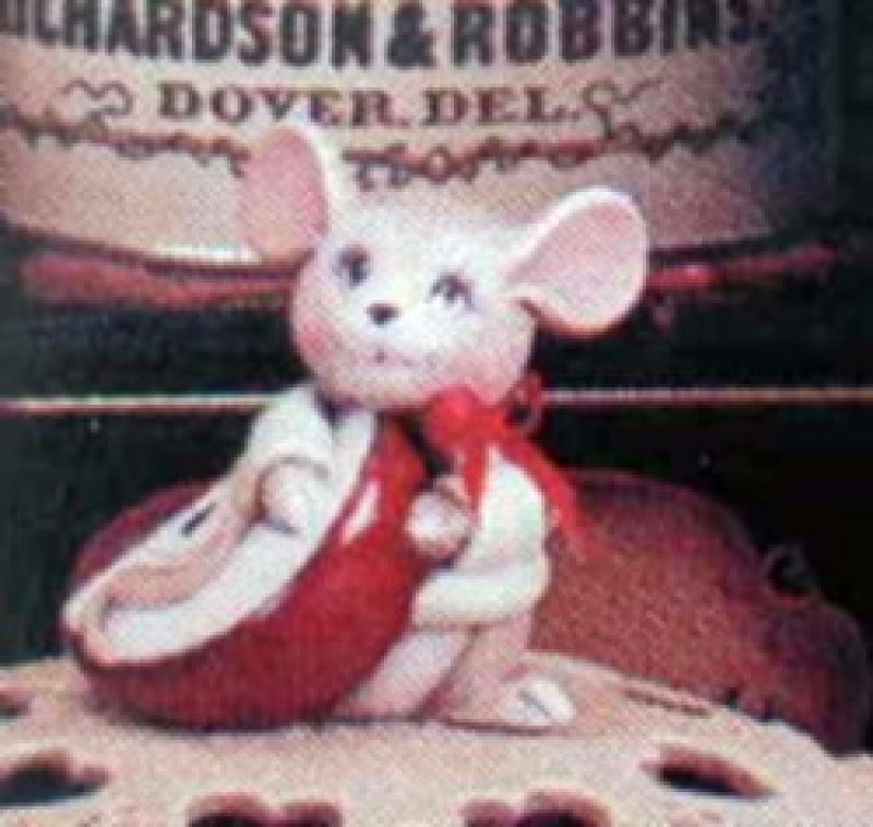 Mouse With Apple