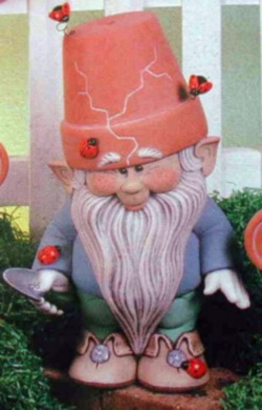 Crackpot Gnome W/Ladybird
