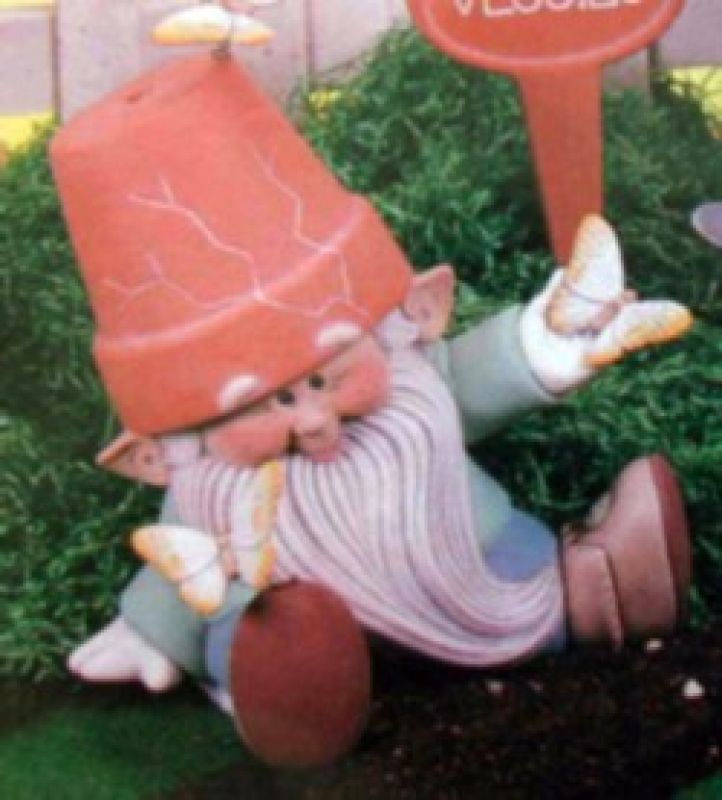 Crackpot Gnome W/Butterfly