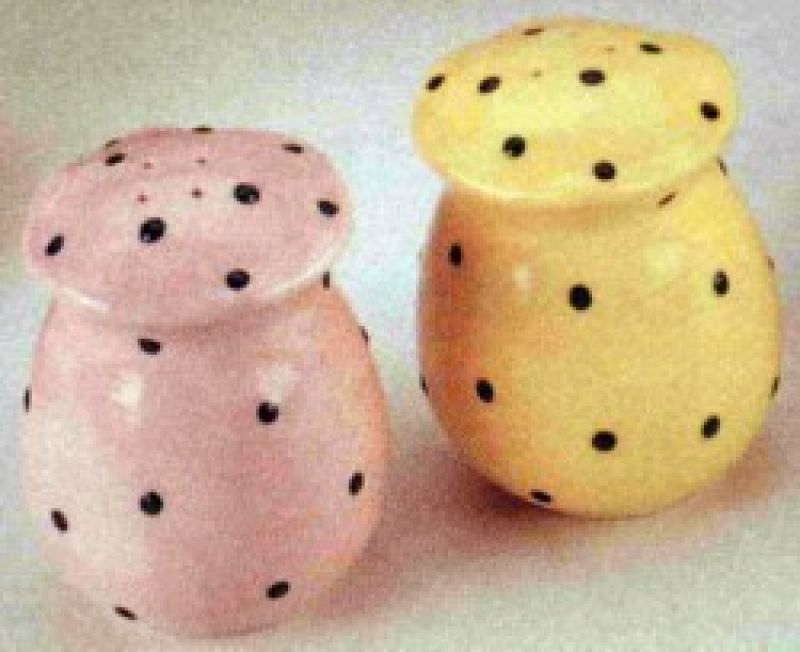 Scalloped Salt & Pepper set