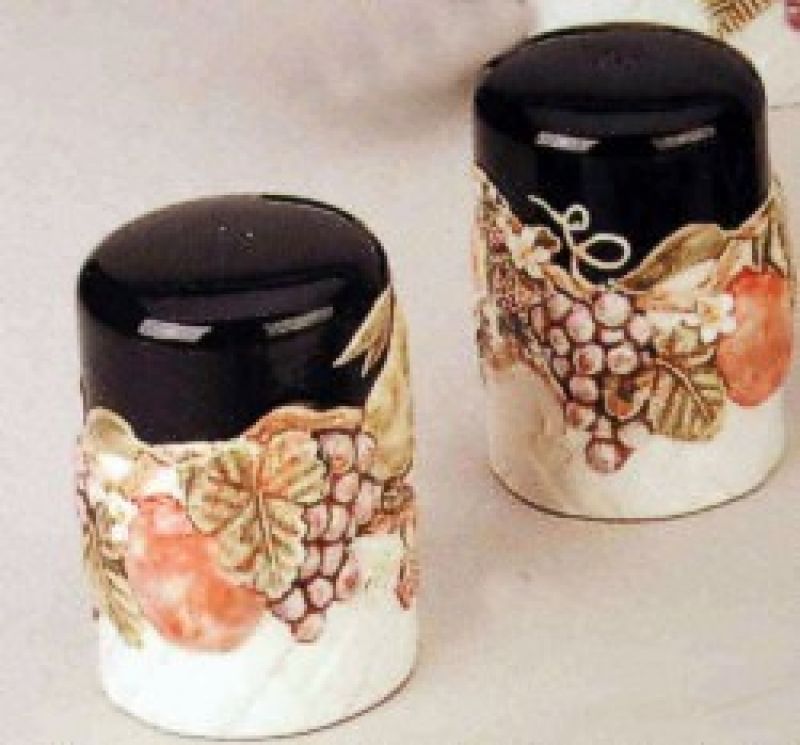 Fruit Salt & Pepper set