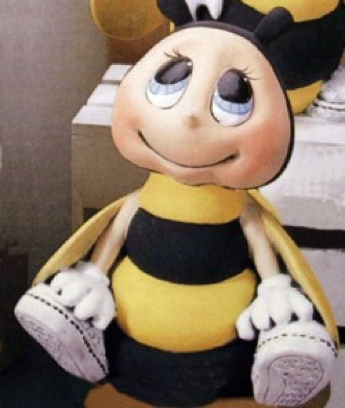 Sitting Bee Large