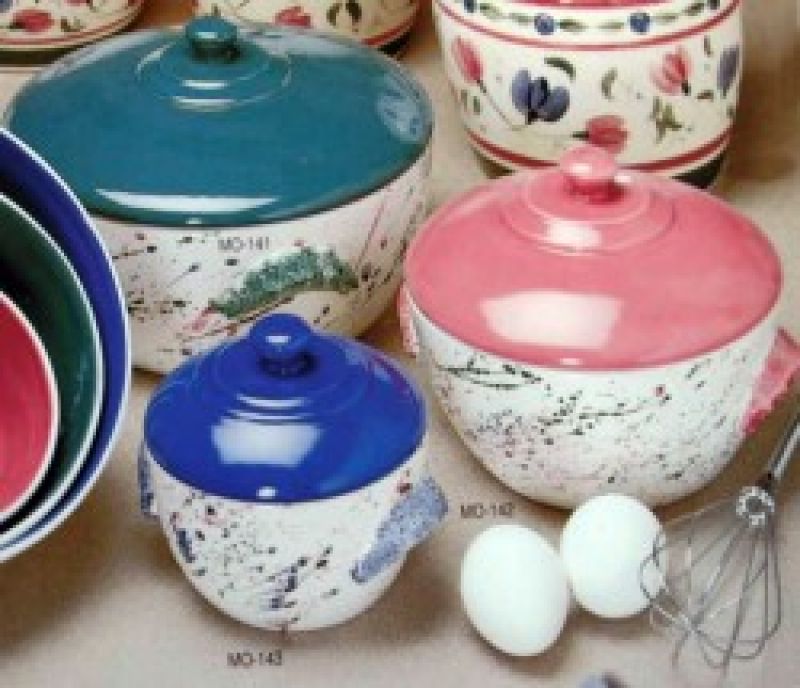 Large Bowl with lid