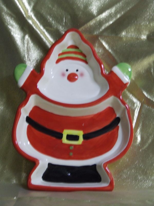 Santa 2-division dish