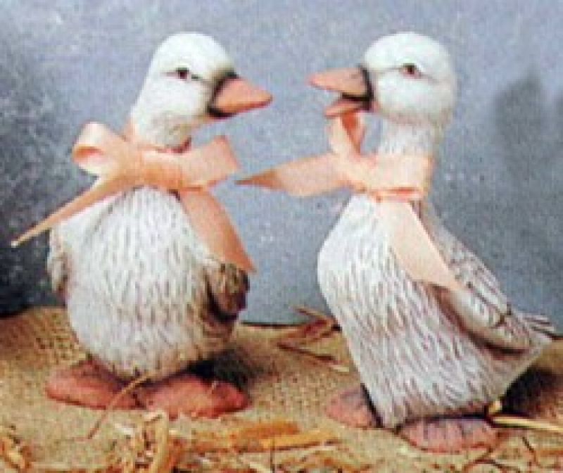2 Small Ducks with heads up (set of 2)
