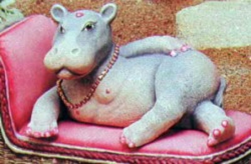 Hippo Lounging Small