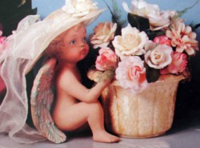 Cherub With Pot 25 Medium