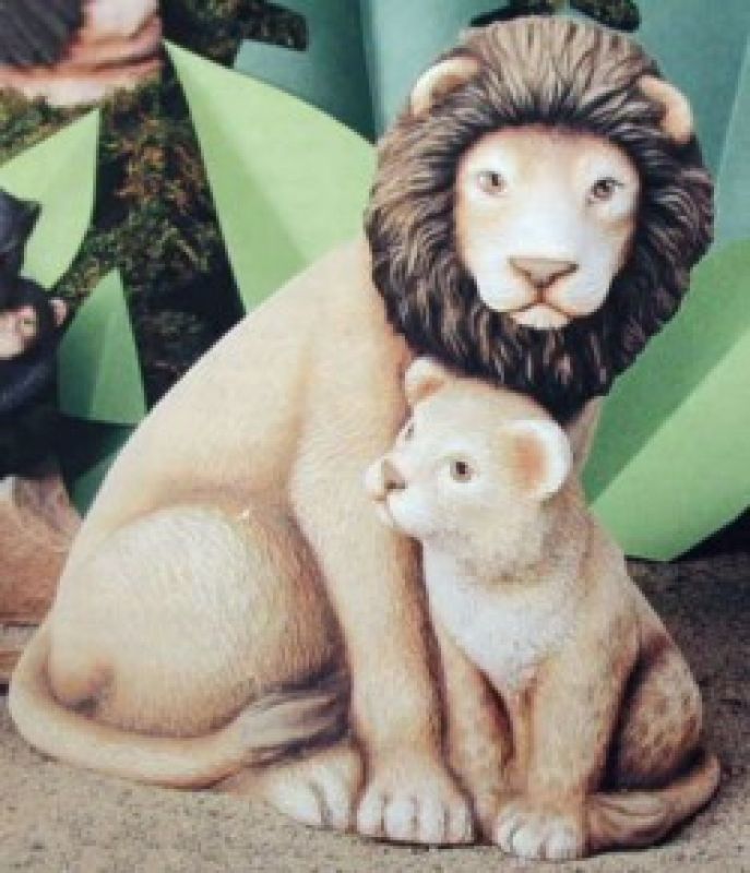 Nurturing Lion Large
