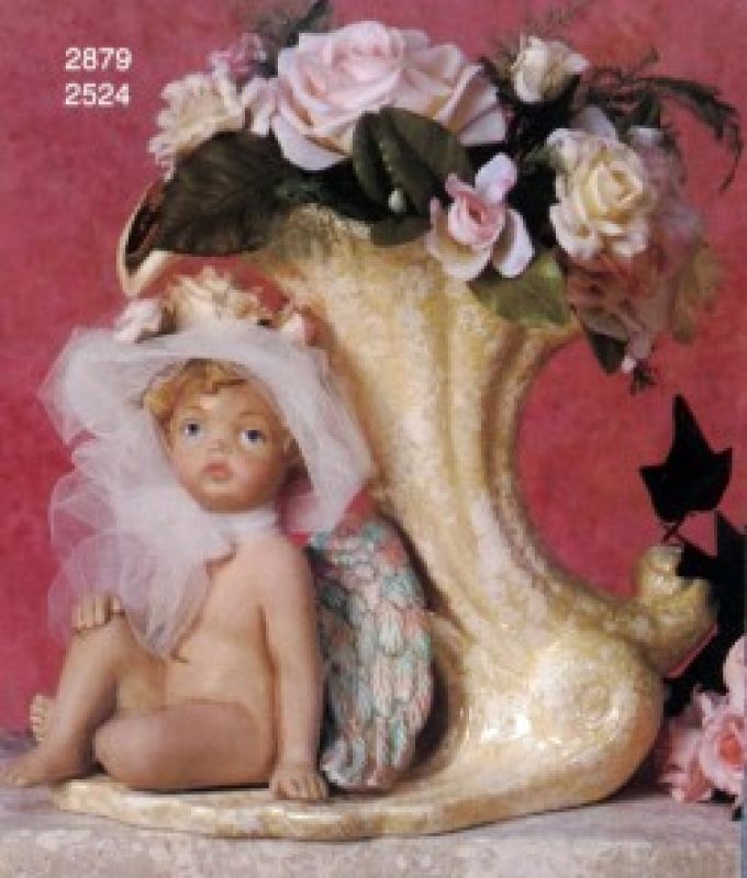 Cornucopia With Base (cherub and accessories not included)