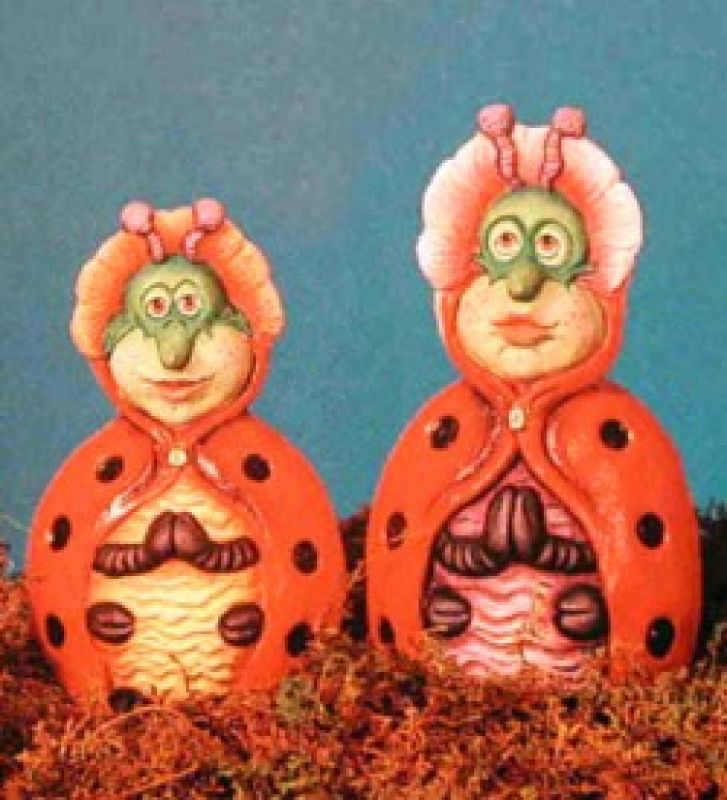 Lady Bug Praying (1 only)