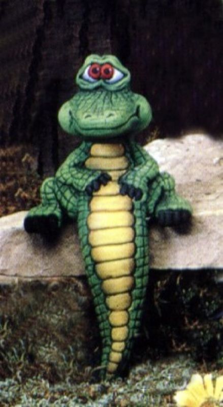 Baby Alligator Shelf Sitter